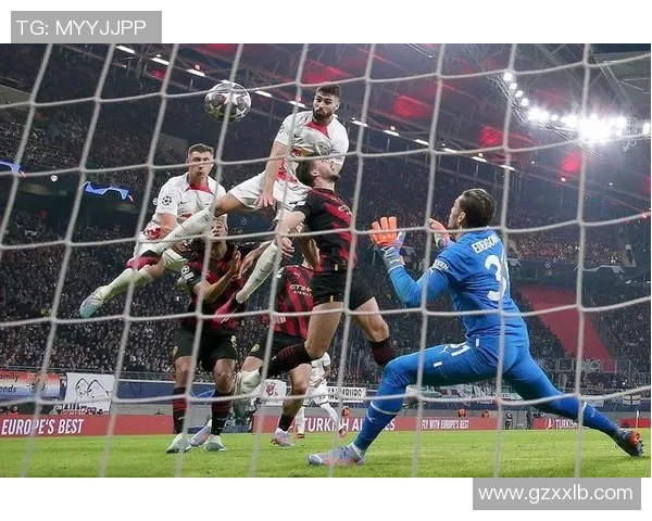 欧冠激战：里昂与波尔图2比2平点球大战决胜引发全场狂欢