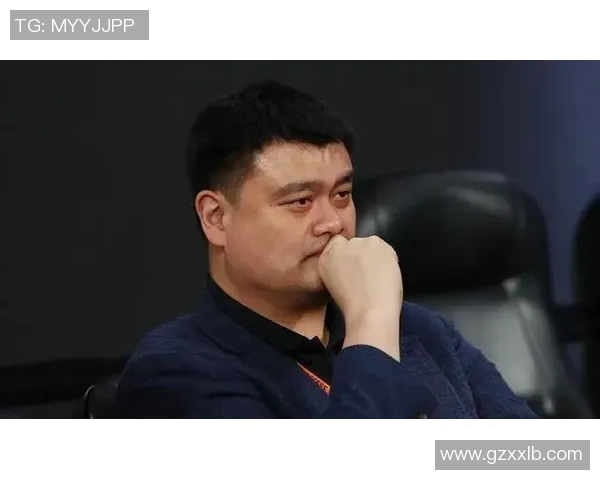 姚明亲自制作爆米花视频引发网友热议，分享篮球与美食的奇妙结合