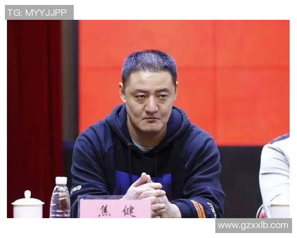 焦健与姚明的传奇人生交汇点：从体育到文化的跨界合作与影响