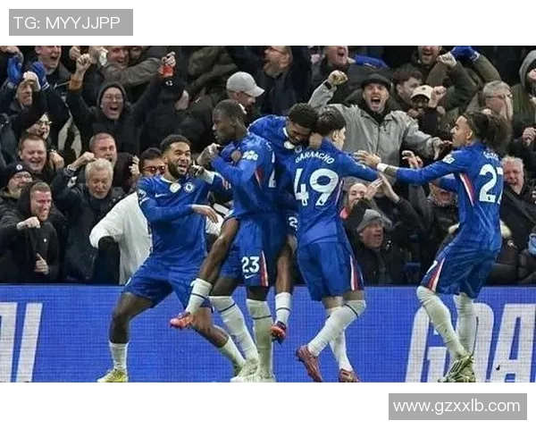 中超历史冷门那不勒斯惊险逆转切尔西4-3引发全场狂欢