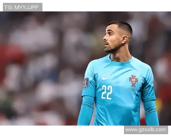 国王杯波尔图大胜曼联五球狂潮战术解析引发全场震动 国王杯波尔图大胜曼联五球狂潮战术解析引发全场震动