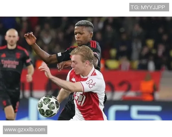 欧联杯热刺绝杀拜仁引发争议判罚全场沸腾瞬间回顾