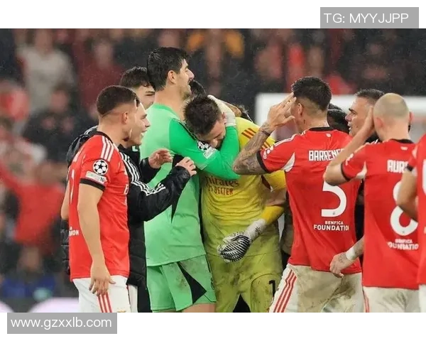 英超激战：里昂大胜皇马神奇扑救点燃全场热情与转会风波